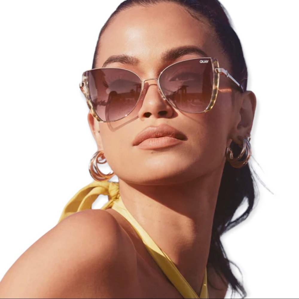 QUAY Glow Up Sunglasses Gold Tortoise Frames Brown Gradient Lenses Oversized - Picture 3 of 6